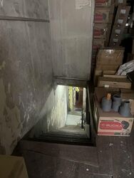 Sims Avenue (D14), Retail #550030381